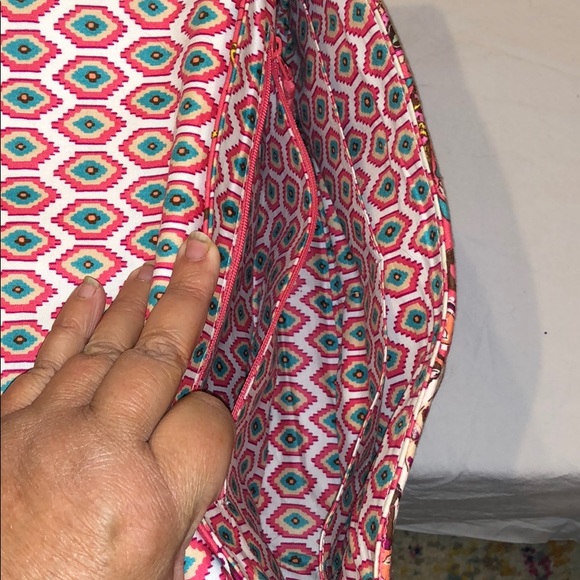 Vera Bradley “Knot Just a Clutch”, EUC RETIRED - Picture 10 of 11